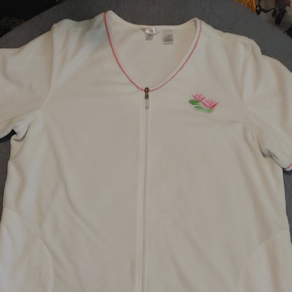 Vanity Fair White Zip-Up with Pink Accents House Coat Sz 2X